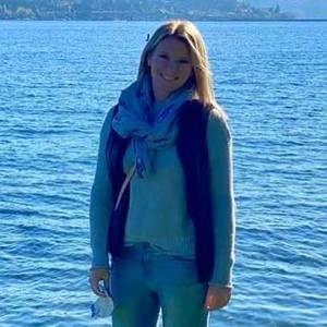 Meet your Posher, Robin